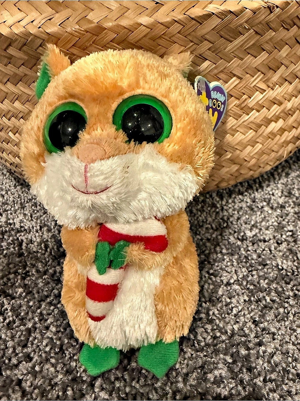 TY Beanie Boos Candy Cane Cat 6” Christmas Plush Solid Green Eyes Tag